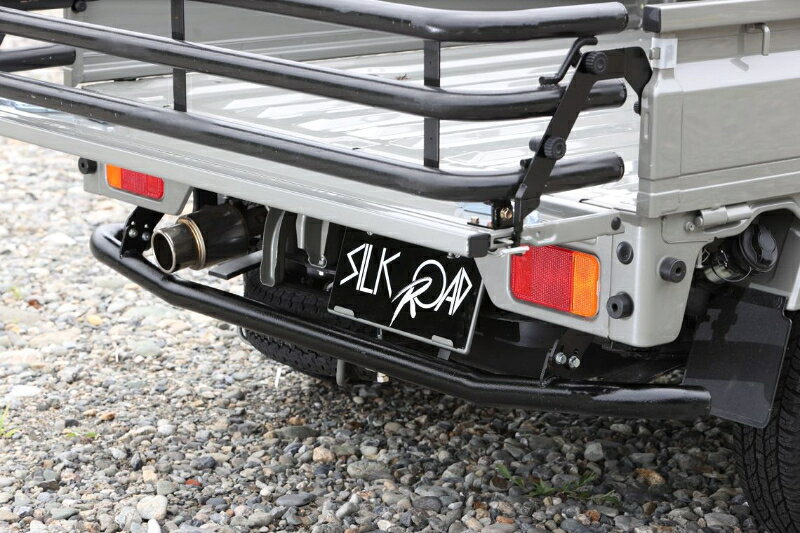 ※image photo :SUZUKI キャリイ,スーパーキャリイ DA16T マイナーチェンジ後車(2026.1)適合確認しました。 軽自動車用としては肉太な50.8Φアルスターを採用した、DA16キャリイ／スーパーキャリイ用バンパーガードです。 軽量かつ高強度のアルスター材をふんだんに使用。ネーミングの通りバンパーをガードしつつ、ドレスアップ効果も高いアイテムです。 パイプ径50.8φ ※一部製品および取り付け場所の条件によっては、一部50〜50.8Φ以外の材料を使用する場合がございます 溶接、加工等の加工は不要、ポン付け可能です。 車検対応品です。 備考 無塗装です(塗装はオプション) 品番 620-O48R ※画像はイメージです。 ※パッケージ、仕様、品番などの変更が予告なく変更される場合が御座います。 カテゴリー