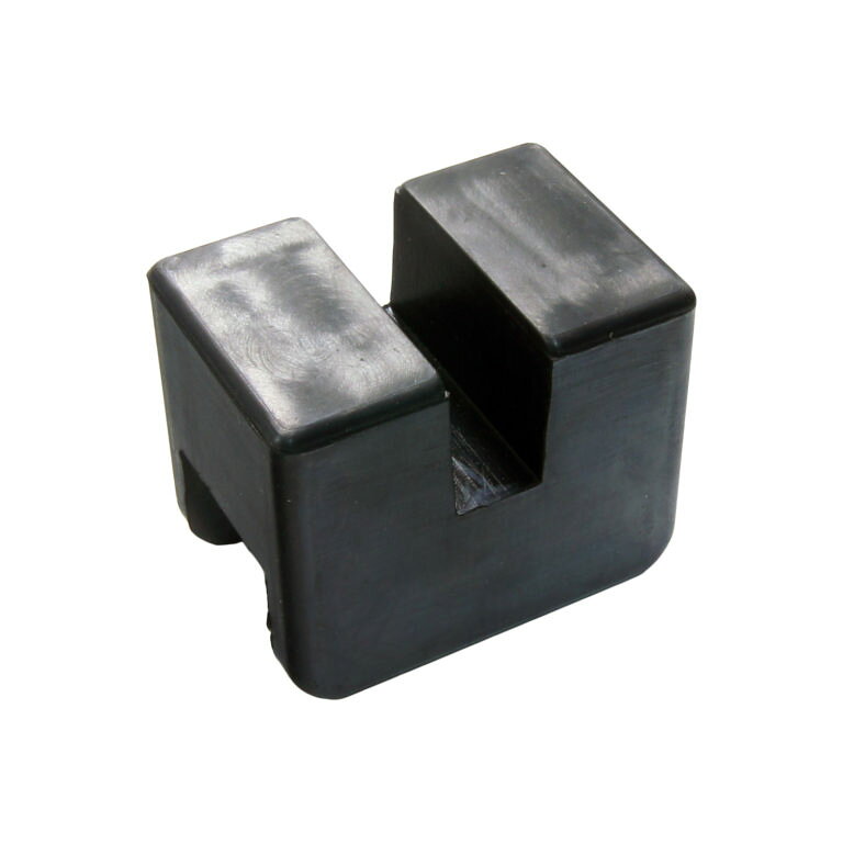 ※image photo ジャッキアップポイントを保護する 材質 合成ゴム 本体サイズ 約63(W)×51(H)×44(D)mm 重さ 約135g パッケージサイズ 約65(W)×100(H)×55(D)mm 品番【 FA-82-1 】 ※画像はイメージです。 ※パッケージ、仕様、品番などの変更が予告なく変更される場合が御座います。