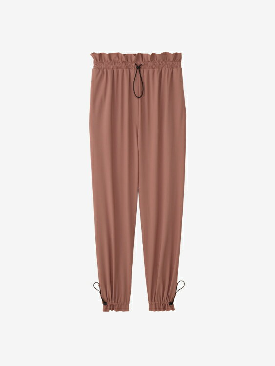 ※image photo 非日常でととのえるのこころの健康をテーマに大人のスイムウエアを提案する「Speedo breath(スピード・ブレス）」。 GRS認証のすてられるべき廃棄物を100%使用したナイロン糸「RECO(R)NYLON（レ...