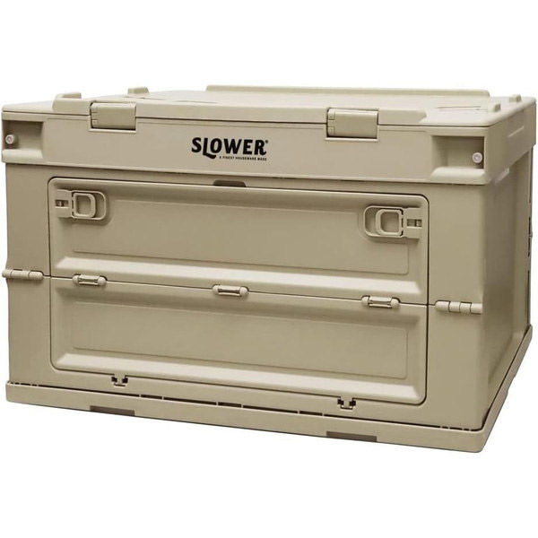 FOLDING CONTAINER Gambon(L) SAND 容量：50L 積載物荷重：20kg 積上耐荷重：100kg サイズ： 使用時：530 x 360 x 335(H) mm（外寸） 　　　　490 x 337 x 310(H) mm（内寸） 折畳時：530 x 360 x 100(H) mm 重量：2,850g 材質：POLYPROPYLEN(PP) 品番：SLW325 1、ガンボン(L)の上にガンボン(S)を2個積み重ねができます。 2、上部フタ部分にはスライド式のロックがございます。(S-L共通) 3、ガンボン(L)を積み重ねた時でもフロント扉を開閉して簡単に中身を取り出すことができます。 4、ガンボン(L)の両サイドパネルは内側2箇所(計4箇所)からロックすることができます。 ※画像はイメージです。 ※パッケージ、仕様、品番などの変更が予告なく変更される場合が御座います。 カテゴリー※image photo FOLDING CONTAINER Gambon(L) SAND 容量：50L 積載物荷重：20kg 積上耐荷重：100kg サイズ： 使用時：530 x 360 x 335(H) mm（外寸） 　　　　490 x 337 x 310(H) mm（内寸） 折畳時：530 x 360 x 100(H) mm 重量：2,850g 材質：POLYPROPYLEN(PP) 品番：SLW325 1、ガンボン(L)の上にガンボン(S)を2個積み重ねができます。 2、上部フタ部分にはスライド式のロックがございます。(S-L共通) 3、ガンボン(L)を積み重ねた時でもフロント扉を開閉して簡単に中身を取り出すことができます。 4、ガンボン(L)の両サイドパネルは内側2箇所(計4箇所)からロックすることができます。 ※画像はイメージです。 ※パッケージ、仕様、品番などの変更が予告なく変更される場合が御座います。 カテゴリー