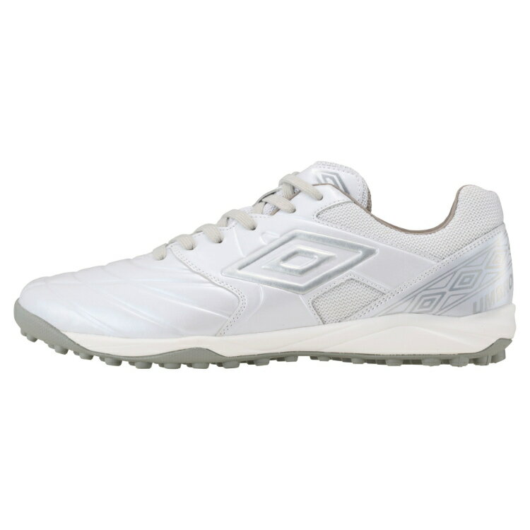 umbro アンブロ アクセレイターTR WIDE ホワイトxシルバー 22.5 UF5SFCT2M WHSL | スポーツ トレーニング サッカー フットボール スパイク シューズ サッカーシューズ サッカースパイク 靴 キッズ 子供 メンズ レディース ユニセックス 部活