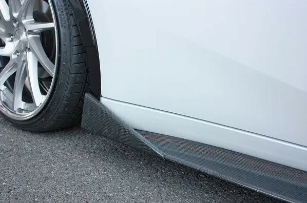 Front Spoiler - ガレージベリー プリウス 60系 MXWH60 65 リアサイドガーニッシュ（平織りカーボン製） カーボン 未塗装 品番：29-6005 GARAGE VARY
