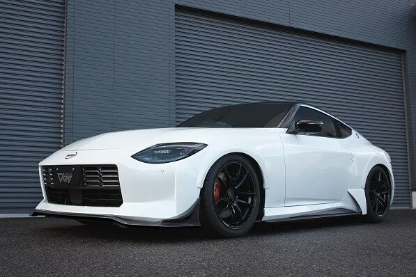 ガレージベリー フェアレディZ RZ34 グライドリップスポイラー(綾織りカーボン製） カーボン 未塗装 品..