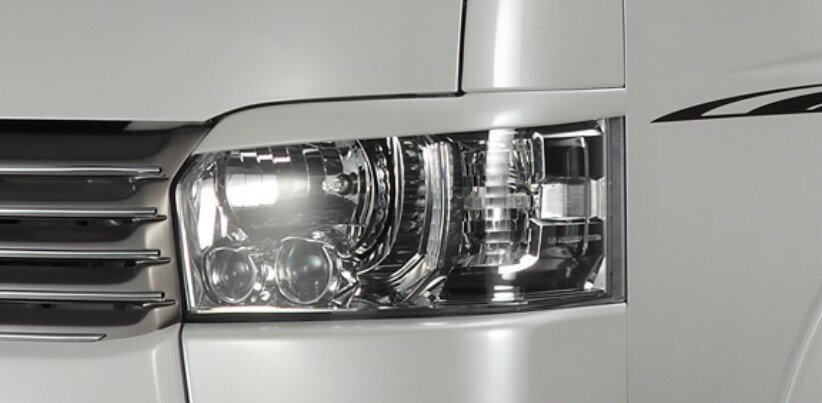 シルクブレイズ ハイエース/レジアスエース 200系 後期 アイライン FRP/黒ゲルコート 未塗装 SB-HI4MC-EY SilkBlaze MINIVAN FRONT LIP ミニバンフロントリップ
