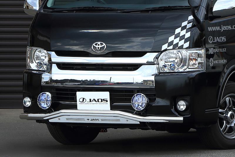 Front Spoiler - ジャオス ハイエース 200系 フロントスキッドバー ポリッシュ/ブラスト バー:ステンレス、60.5φ、ポリッシュ エンドキャップ:ABS、メッキ プレート:ステンレス、2.5t、ショットブラスト、電解研磨 ブラケット:ステンレス、カチオン電着塗装 B150204A JAOS