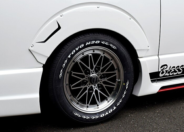 ブレス クリエイション ハイエース 200系 1-6型 ワイドオーバーフェンダー FRP 未塗装 THO-01-027 BLESS CREATION