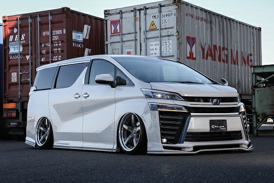 Front Spoiler - クール レーシング ヴェルファイア 30系 後期 フロントハーフスポイラー SG ストロンググレード FRP 塗装済 KUHL RACING 30V-SS2