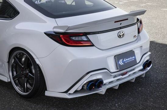 クール レーシング BRZ ZD8 リアハーフディフューザー 4テール ストロンググレード FRP 2トーン塗装 KUHL RACING KRUISE KR-ZD8RR