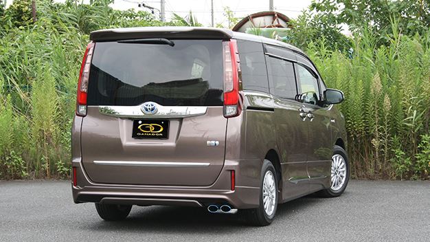 ヴォクシー ノア DAA-ZWR80G マフラー PAE-053MST GANADOR ガナドール PASION EVO