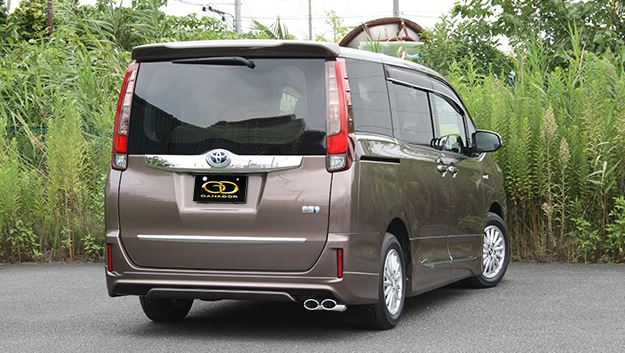 エスクァイア DAA-ZWR80G マフラー PAE-053M GANADOR ガナドール PASION EVO