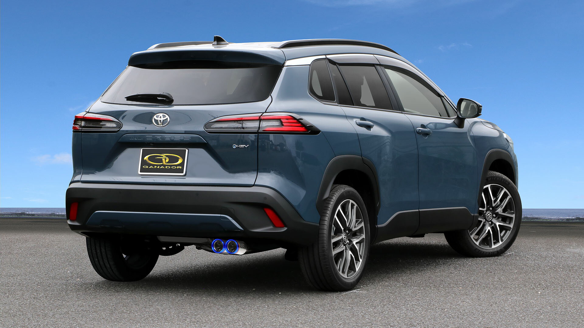 ガナドール カローラクロス ハイブリッド E-Four 6AA-ZVG16 マフラー GVS-056CBL GANADOR Vertex 4WD/SUV