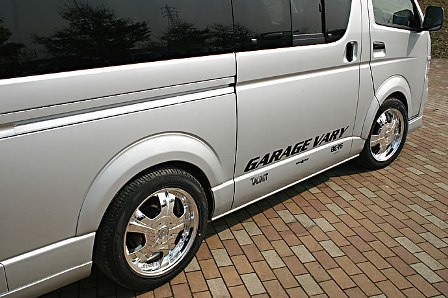 ガレージベリー ハイエース 200系 KDH.TRH オーバーフェンダー タイプ1 FRP 未塗装 17-5201 GARAGE VARY VALIANT ヴァリアント