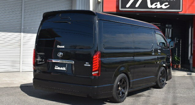 マック ハイエース 200系 4型 5型 6型 リアアンダースポイラー FRP+カーボン 純正塗装済み mac STERLING BLICK スターリングブリック