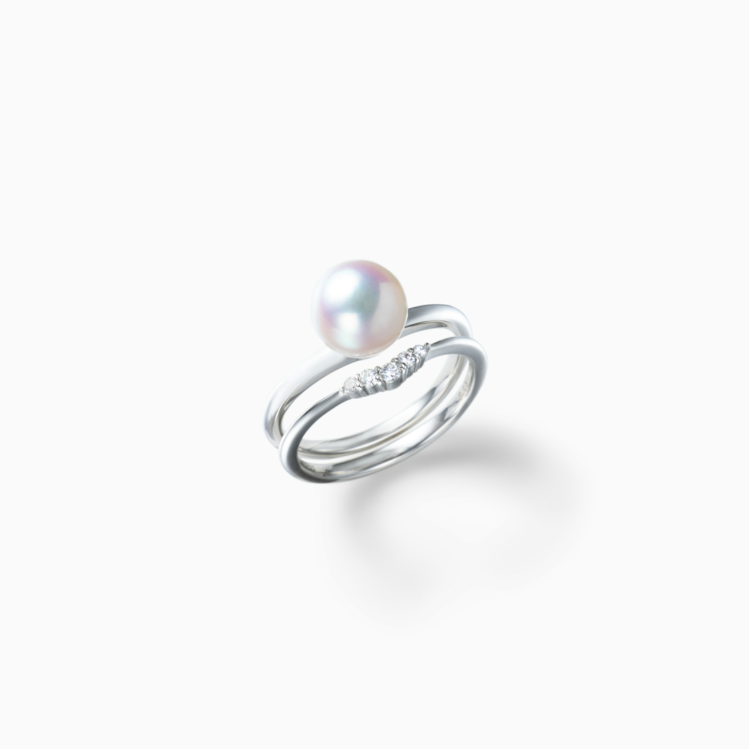 《真珠大卸からの直販》■ テリ評価100点満点・ラウルプラチナ重ね着け2本セット ■ラウルプラチナ900製 越物花珠真珠7.5mmUPリング[純白ホワイト系ピンクグリーン]7.5mmUP【送料無料】