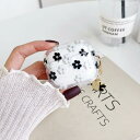 TanMay 適用 Airpods 4 ケース クリア シリコーン かわいい ブラック ホワイト 花 花柄 デザイン 透明ケース おしゃれ ペンダント/キーチェ...