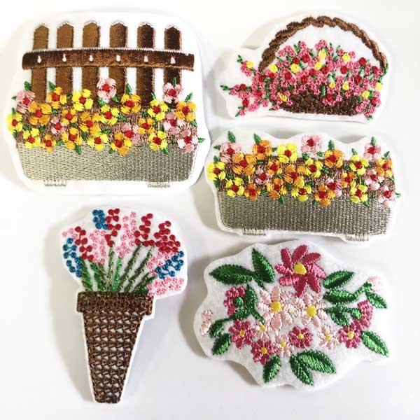 激安!!花ワッペン5点セット【ネコポスOK】【アイロン接着】【刺繍】【ハンドメイド】【フラワー】【アップリケ】
