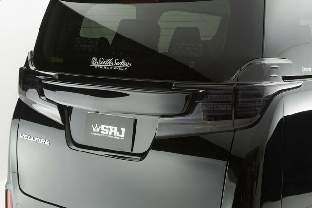 30ヴェルファイア前期 リアゲートウイング スモーク