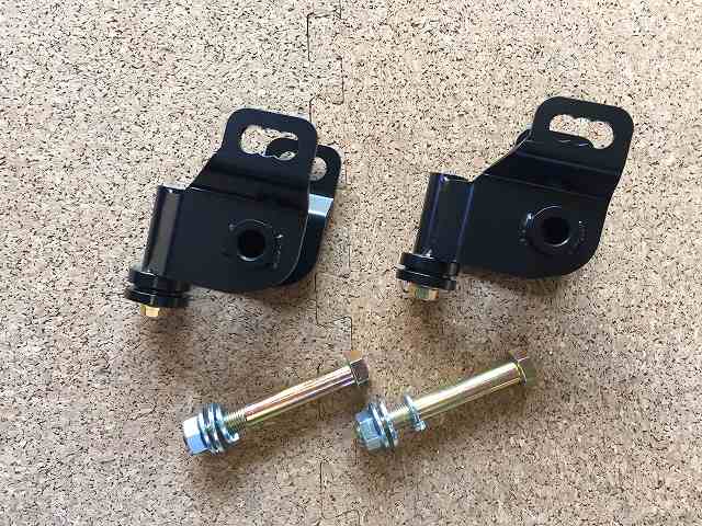 50系プリウス　リアロアアームブロック調整式