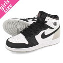 15̂ő NIKE AIR JORDAN 1 RETRO HIGH OG GS iCL GA W[_ 1 g nC OG GS WHITE/BLACK/GREY FOG/BLEACHED CORAL 575441-108