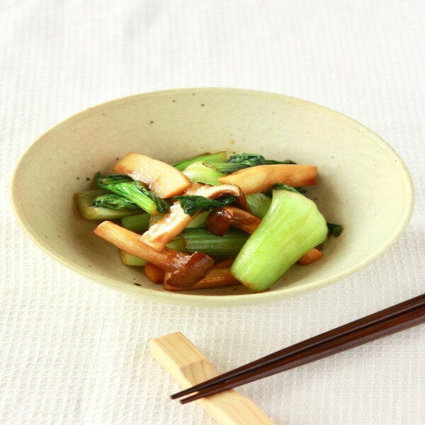 菜S フルーツマルシェの【送料別】【長野県産】エリンギ 大きさお任せ 1パック 約100g【野菜詰め合わせセットと同梱で送料無料】｜アングル2