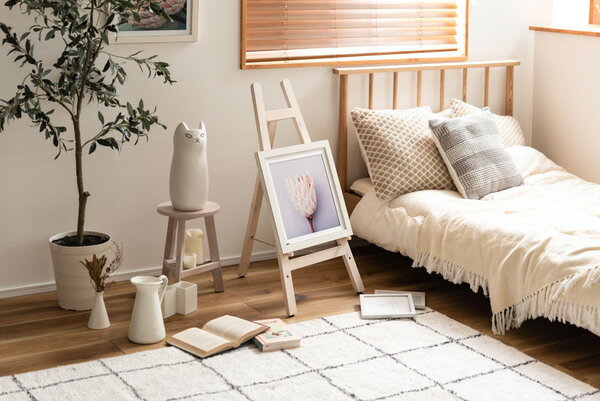 東谷 イーゼル ホワイト 完成品 GT-670WH 東谷 AZUMAYA スタンド 木製 絵画 パネルスタンド 看板 デッ..