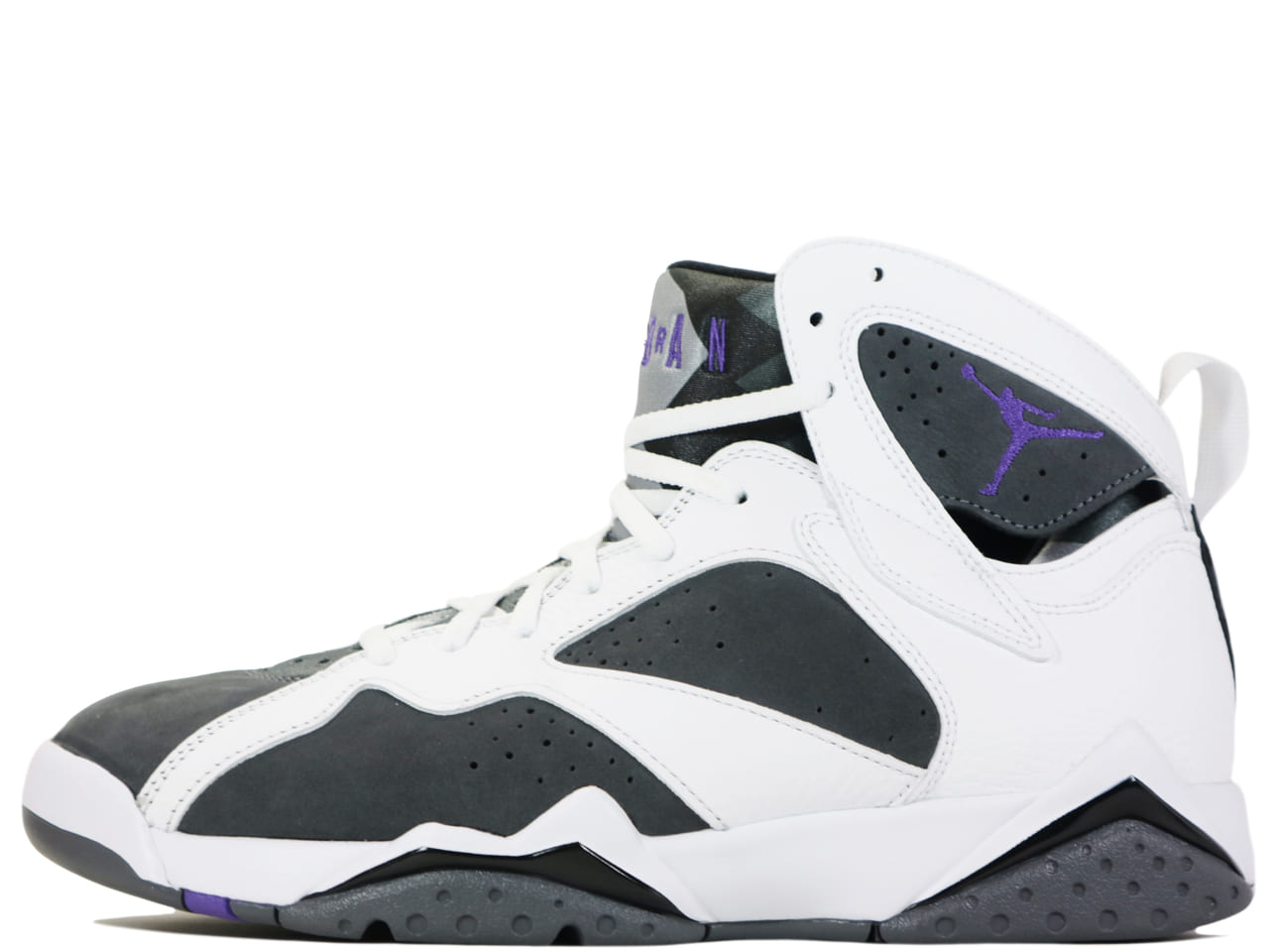 NIKE AIR JORDAN 7 RETRO CU9307-100ナイキ エア ジョーダン 7 レトロ ホワイト/バーシティー パープルWHITE/VARSITY PURPLE