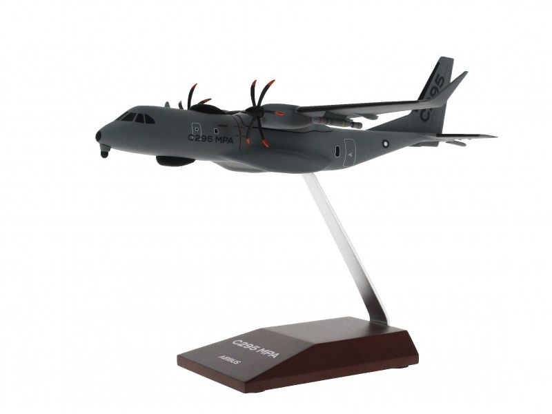 Airbus C295 MPA 1/100 scale model エアバス 飛行機 ダイキャスト モデル