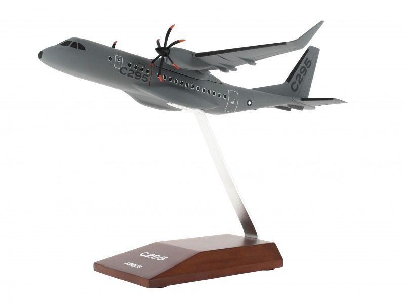 Airbus C295 1/100 scale model エアバス 飛行機 ダイキャスト モデル