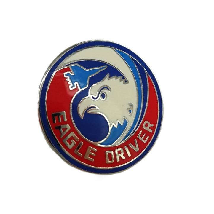 304SQ EAGLE DRIVER ピンバッチ