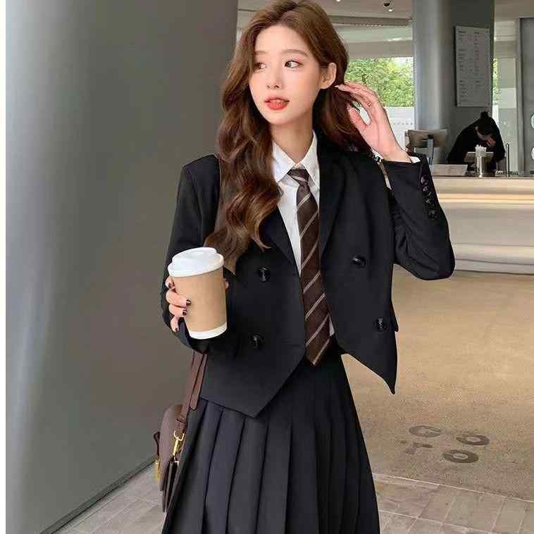 卒業式 女の子 卒業スーツ スカートスーツ 入学式スーツ セットアップ 卒服 JK制服 フォーマルスーツ 子供スーツ スーツジャケット ロング丈プリーツスカート セミフォーマル 七五三 成人式 女の子 高校生 中学生 入学式 小学生 1、モニターの発色具合によって、色が実際のものと相違する場合がございます。2、平置きで採寸ですので、若干の誤差が生じる場合がございます。ご了承くださいませ。3、少々匂いがありますが、置いたままで2-3日くらいになくなりますので、ご安心ください。4、簡易梱包の為、お受け取り時にたたみ皺が有ると思いますが、ご了承ください。5、洗濯の際は色落ちの可能性がありますので単品手洗いでお願いいたします。