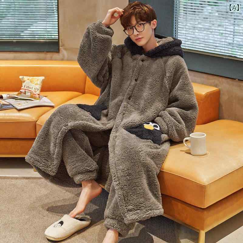 長い ぬいぐるみの パジャマの 男性の 冬の アニメの かわいい 帽子の パジャマと 長い バスローブの ..
