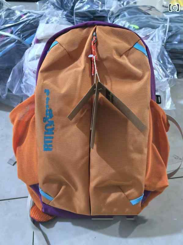 Pata 屋外 新しい スポーツハイキングバックパック 防水 登山 サイクリング 旅行 バック パック 男性と 女性の コンピュータスクールバッグ