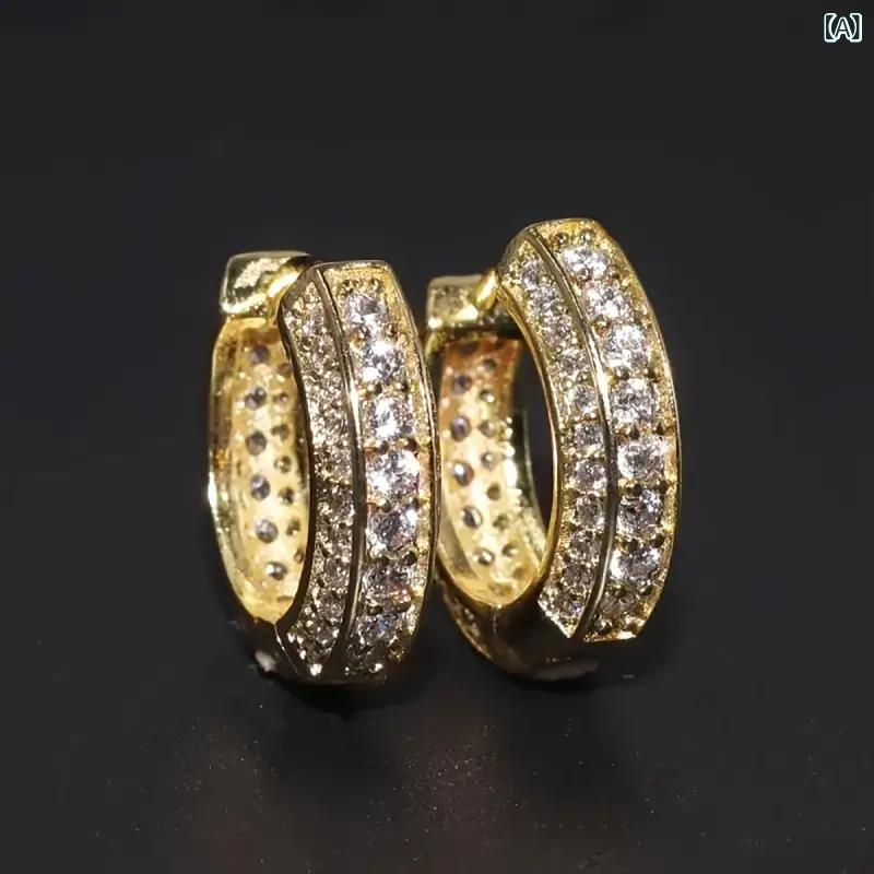 国境を 越えた 創造 的な カップルの HOOP 耳飾りは ジルコンの 金色の 男性の 耳に 満ちて いる
