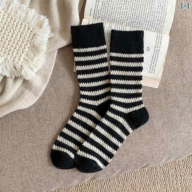 ウールの 靴下の 子供の 秋冬の 厚い 縞の 中の 筒の 靴下の insの 潮の 復古の 百 合の 積み重ねの 靴..