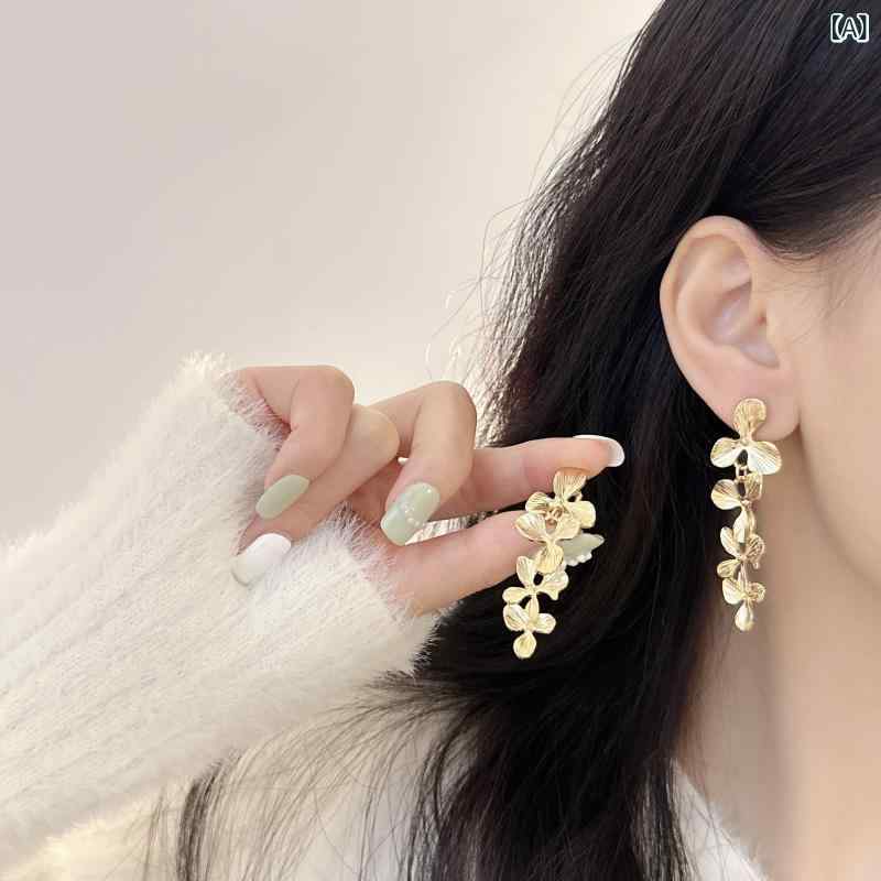 Freshwater Pearl - ライラックフラワーイヤリング、 レ トロな 気質、 誇張 さ れた 金箔、 ピアス なし、 蚊取り線香 ディスクイヤークリップ、 レトロスタイル