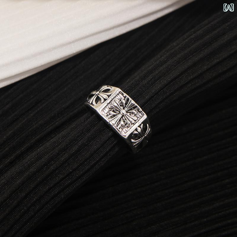 クロス ボーダーの 人気 卸売 レ トロな クロス リングの 男性の ファッションの ヒップ ホップ 風の ファッションの 十字の 花 柄の 開いた リング(x2)