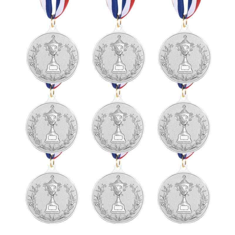 PATIKIL 2"シルバーアワードメダル 9個 ウィナーアワードメダル2位 ネックリボン付き赤白青 ゲームスポーツ競技用素材：亜鉛合金；カラー：シルバー；メダル直径：5 cm / 2"；ネックストラップ長さ：46 cm...
