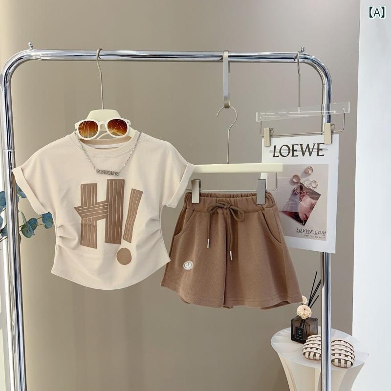女の子 2025 新型 夏 カジュアル プリント t シャツ セット 半袖半 ズボン ファッション 子供 洋 気 2 点 セット