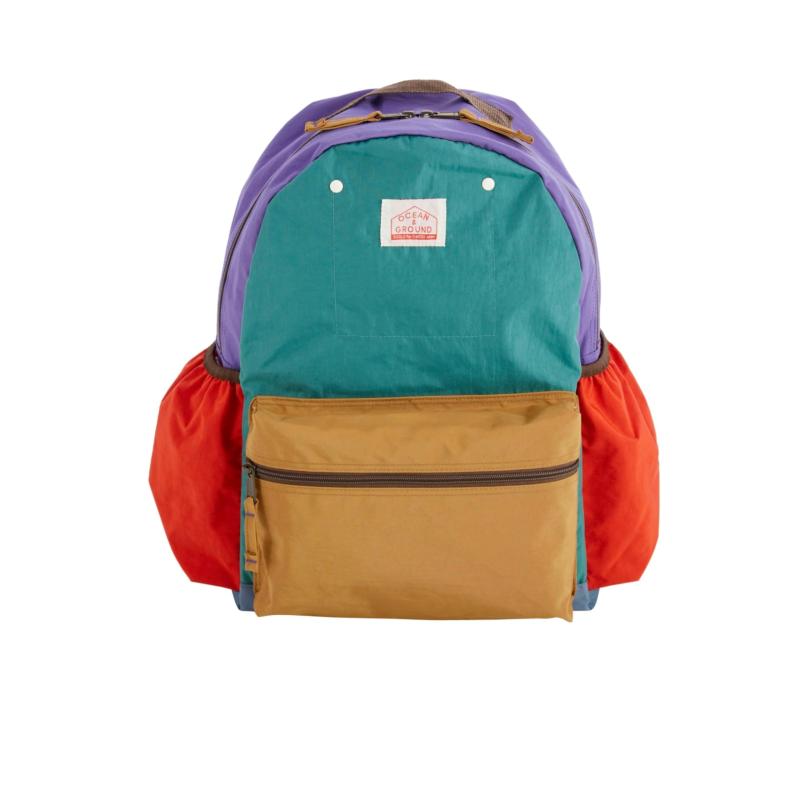 オーシャンアンドグラウンド DAYPACK CRAZY MORE ナイロンリュック キッズ Lサイズ 大容量 17L 男の子 女の子 4425152