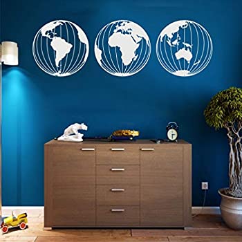 【中古】【輸入品・未使用】ホワイトメタル世界地図壁アート メタル世界地図 3つの地球儀 ラウンドメタル世界地図壁アート メタル壁装飾 メタルサイン 壁掛け(20インチ)