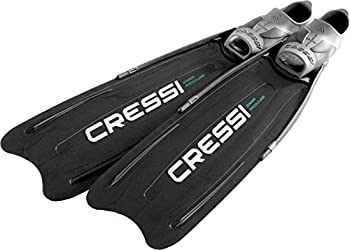 【中古】【輸入品・未使用】CRESSI クレッシ GARA MODULAR フィン 足ひれ フリーダイビングフィン ブラック【メーカー名】【メーカー型番】BH105046【ブランド名】クレッシー(Cressi)【商品説明】CRESSI クレッシ GARA MODULAR フィン 足ひれ フリーダイビングフィン ブラック当店では初期不良に限り、商品到着から7日間は返品を 受付けております。こちらは海外販売用に買取り致しました未使用品です。買取り致しました為、中古扱いとしております。他モールとの併売品の為、完売の際はご連絡致しますのでご了承下さい。速やかにご返金させて頂きます。ご注文からお届けまで1、ご注文⇒ご注文は24時間受け付けております。2、注文確認⇒ご注文後、当店から注文確認メールを送信します。3、配送⇒当店海外倉庫から取り寄せの場合は10〜30日程度でのお届けとなります。国内到着後、発送の際に通知にてご連絡致します。国内倉庫からの場合は3〜7日でのお届けとなります。　※離島、北海道、九州、沖縄は遅れる場合がございます。予めご了承下さい。お電話でのお問合せは少人数で運営の為受け付けておりませんので、メールにてお問合せお願い致します。営業時間　月〜金　10:00〜17:00お客様都合によるご注文後のキャンセル・返品はお受けしておりませんのでご了承下さい。