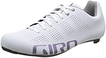 【中古】【輸入品・未使用】Giro Empire Women's Road Cycling Shoes 2017: White Reflective 41.5【メーカー名】Giro【メーカー型番】7077208【ブランド名】Giro【商品説明】Giro Empire Women's Road Cycling Shoes 2017: White Reflective 41.5当店では初期不良に限り、商品到着から7日間は返品を 受付けております。こちらは海外販売用に買取り致しました未使用品です。買取り致しました為、中古扱いとしております。他モールとの併売品の為、完売の際はご連絡致しますのでご了承下さい。速やかにご返金させて頂きます。ご注文からお届けまで1、ご注文⇒ご注文は24時間受け付けております。2、注文確認⇒ご注文後、当店から注文確認メールを送信します。3、配送⇒当店海外倉庫から取り寄せの場合は10〜30日程度でのお届けとなります。国内到着後、発送の際に通知にてご連絡致します。国内倉庫からの場合は3〜7日でのお届けとなります。　※離島、北海道、九州、沖縄は遅れる場合がございます。予めご了承下さい。お電話でのお問合せは少人数で運営の為受け付けておりませんので、メールにてお問合せお願い致します。営業時間　月〜金　10:00〜17:00お客様都合によるご注文後のキャンセル・返品はお受けしておりませんのでご了承下さい。
