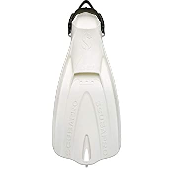 【中古】【輸入品・未使用】Scubapro Go Travel Fin XS/S-ホワイト【メーカー名】【メーカー型番】25.741.150【ブランド名】SCUBAPRO(スキューバプロ)【商品説明】Scubapro Go Travel Fin XS/S-ホワイト当店では初期不良に限り、商品到着から7日間は返品を 受付けております。こちらは海外販売用に買取り致しました未使用品です。買取り致しました為、中古扱いとしております。他モールとの併売品の為、完売の際はご連絡致しますのでご了承下さい。速やかにご返金させて頂きます。ご注文からお届けまで1、ご注文⇒ご注文は24時間受け付けております。2、注文確認⇒ご注文後、当店から注文確認メールを送信します。3、配送⇒当店海外倉庫から取り寄せの場合は10〜30日程度でのお届けとなります。国内到着後、発送の際に通知にてご連絡致します。国内倉庫からの場合は3〜7日でのお届けとなります。　※離島、北海道、九州、沖縄は遅れる場合がございます。予めご了承下さい。お電話でのお問合せは少人数で運営の為受け付けておりませんので、メールにてお問合せお願い致します。営業時間　月〜金　10:00〜17:00お客様都合によるご注文後のキャンセル・返品はお受けしておりませんのでご了承下さい。