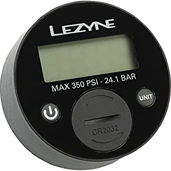 【中古】【輸入品・未使用】Lezyne 350 PSIデジタルゲージバイクポンプアクセサリー、ブラック、2.5インチ【メーカー名】【メーカー型番】1-RP-FLDGUE-V1350【ブランド名】【商品説明】Lezyne 350 PSIデジタルゲージバイクポンプアクセサリー、ブラック、2.5インチ当店では初期不良に限り、商品到着から7日間は返品を 受付けております。こちらは海外販売用に買取り致しました未使用品です。買取り致しました為、中古扱いとしております。他モールとの併売品の為、完売の際はご連絡致しますのでご了承下さい。速やかにご返金させて頂きます。ご注文からお届けまで1、ご注文⇒ご注文は24時間受け付けております。2、注文確認⇒ご注文後、当店から注文確認メールを送信します。3、配送⇒当店海外倉庫から取り寄せの場合は10〜30日程度でのお届けとなります。国内到着後、発送の際に通知にてご連絡致します。国内倉庫からの場合は3〜7日でのお届けとなります。　※離島、北海道、九州、沖縄は遅れる場合がございます。予めご了承下さい。お電話でのお問合せは少人数で運営の為受け付けておりませんので、メールにてお問合せお願い致します。営業時間　月〜金　10:00〜17:00お客様都合によるご注文後のキャンセル・返品はお受けしておりませんのでご了承下さい。