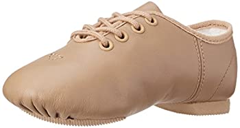 【中古】【輸入品・未使用】Capezio 小さな子供/大きな子供「E」シリーズ EJ1C ジャズオックスフォード US サイズ: 10.5 Wide Little Kid カラー: ブラック【メーカー名】Capezio【メーカー型番】EJ1C【ブランド名】Capezio【商品説明】Capezio 小さな子供/大きな子供「E」シリーズ EJ1C ジャズオックスフォード US サイズ: 10.5 Wide Little Kid カラー: ブラック当店では初期不良に限り、商品到着から7日間は返品を 受付けております。こちらは海外販売用に買取り致しました未使用品です。買取り致しました為、中古扱いとしております。他モールとの併売品の為、完売の際はご連絡致しますのでご了承下さい。速やかにご返金させて頂きます。ご注文からお届けまで1、ご注文⇒ご注文は24時間受け付けております。2、注文確認⇒ご注文後、当店から注文確認メールを送信します。3、配送⇒当店海外倉庫から取り寄せの場合は10〜30日程度でのお届けとなります。国内到着後、発送の際に通知にてご連絡致します。国内倉庫からの場合は3〜7日でのお届けとなります。　※離島、北海道、九州、沖縄は遅れる場合がございます。予めご了承下さい。お電話でのお問合せは少人数で運営の為受け付けておりませんので、メールにてお問合せお願い致します。営業時間　月〜金　10:00〜17:00お客様都合によるご注文後のキャンセル・返品はお受けしておりませんのでご了承下さい。