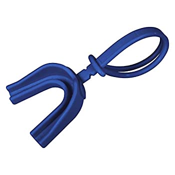 【中古】【輸入品・未使用】CHAMPRO マウスガード ストラップ付き ADULT