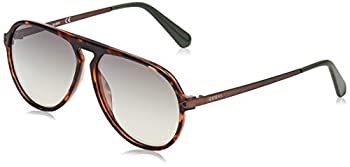 【中古】【輸入品・未使用】Guess Men's Mirrored Gu6941 GU6941-55Q-59 Brown Round Sunglasses【メーカー名】Guess【メーカー型番】GU694155Q59【ブランド名】GUESS(ゲス)【商品説明】Guess Men's Mirrored Gu6941 GU6941-55Q-59 Brown Round Sunglasses当店では初期不良に限り、商品到着から7日間は返品を 受付けております。こちらは海外販売用に買取り致しました未使用品です。買取り致しました為、中古扱いとしております。他モールとの併売品の為、完売の際はご連絡致しますのでご了承下さい。速やかにご返金させて頂きます。ご注文からお届けまで1、ご注文⇒ご注文は24時間受け付けております。2、注文確認⇒ご注文後、当店から注文確認メールを送信します。3、配送⇒当店海外倉庫から取り寄せの場合は10〜30日程度でのお届けとなります。国内到着後、発送の際に通知にてご連絡致します。国内倉庫からの場合は3〜7日でのお届けとなります。　※離島、北海道、九州、沖縄は遅れる場合がございます。予めご了承下さい。お電話でのお問合せは少人数で運営の為受け付けておりませんので、メールにてお問合せお願い致します。営業時間　月〜金　10:00〜17:00お客様都合によるご注文後のキャンセル・返品はお受けしておりませんのでご了承下さい。