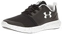 【中古】【輸入品・未使用】Under Armour ベビーボーイズ 幼児 チャージドスニーカー ブラック(001)/ホワイト、5