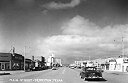 【中古】【輸入品・未使用】Perryton、テキサス???メインストリート写真 36 x 54 Giclee Print LANT-32247-36x54
