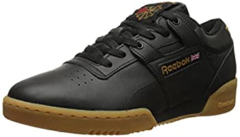 【中古】【輸入品・未使用】Reebok メンズ ワークアウト ロー クラシックシューズ%カンマ% ブラック/ガム%カンマ% 7【メーカー名】Reebok Footwear【メーカー型番】67107【ブランド名】Reebok(リーボック)【商品説明】Reebok メンズ ワークアウト ロー クラシックシューズ%カンマ% ブラック/ガム%カンマ% 7当店では初期不良に限り、商品到着から7日間は返品を 受付けております。こちらは海外販売用に買取り致しました未使用品です。買取り致しました為、中古扱いとしております。他モールとの併売品の為、完売の際はご連絡致しますのでご了承下さい。速やかにご返金させて頂きます。ご注文からお届けまで1、ご注文⇒ご注文は24時間受け付けております。2、注文確認⇒ご注文後、当店から注文確認メールを送信します。3、配送⇒当店海外倉庫から取り寄せの場合は10〜30日程度でのお届けとなります。国内到着後、発送の際に通知にてご連絡致します。国内倉庫からの場合は3〜7日でのお届けとなります。　※離島、北海道、九州、沖縄は遅れる場合がございます。予めご了承下さい。お電話でのお問合せは少人数で運営の為受け付けておりませんので、メールにてお問合せお願い致します。営業時間　月〜金　10:00〜17:00お客様都合によるご注文後のキャンセル・返品はお受けしておりませんのでご了承下さい。